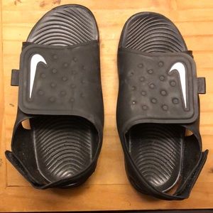 Nike Sunray Sandals